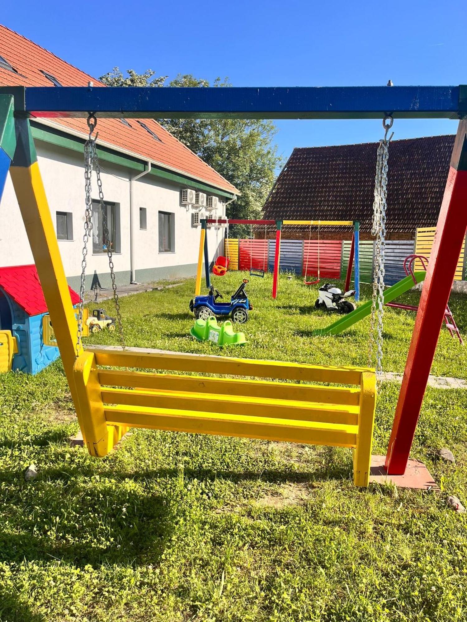 Domeniul Bondarelului Hotel Ocolisu Mic Buitenkant foto