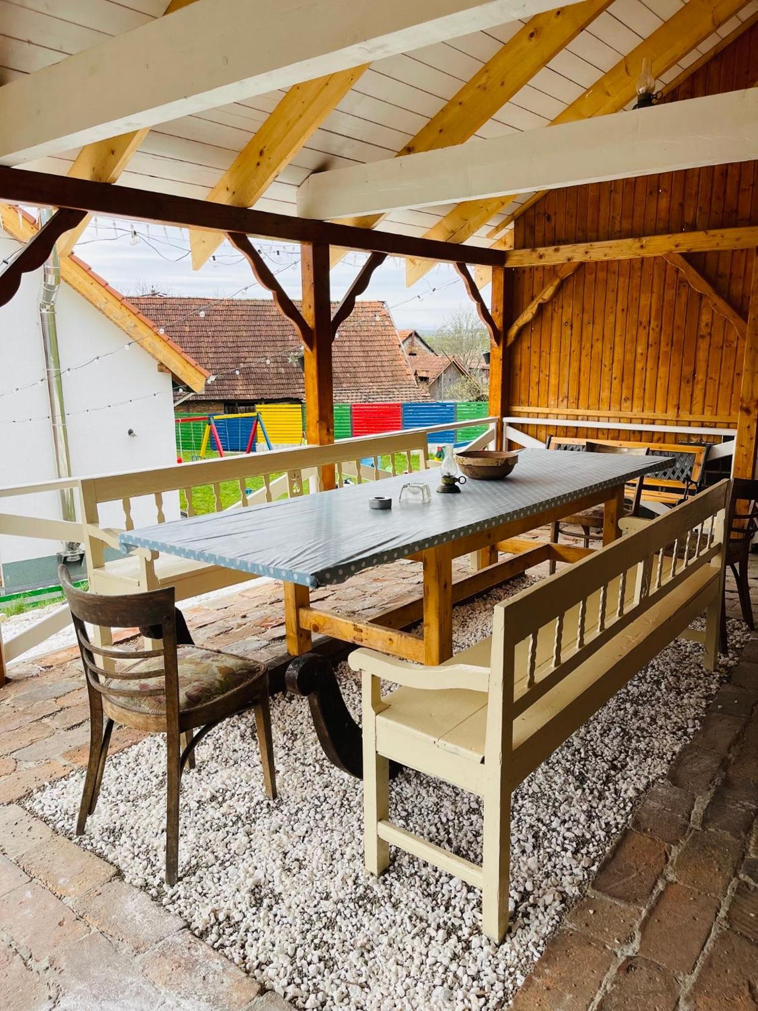 Domeniul Bondarelului Hotel Ocolisu Mic Buitenkant foto